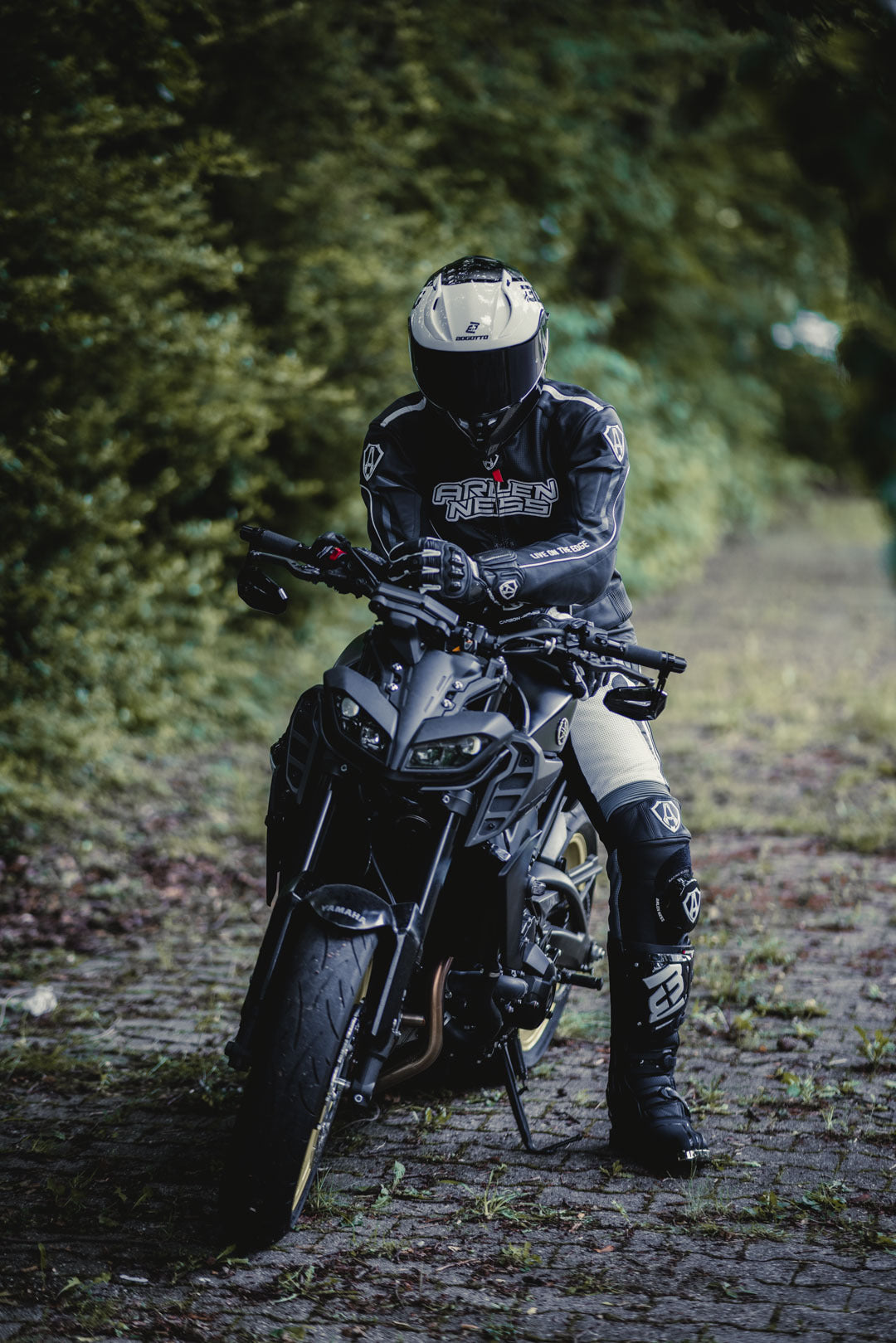 Arlen Ness Edge Dwuczęściowy skórzany kombinezon motocyklowy