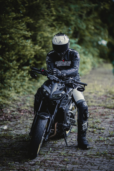 Arlen Ness Edge Dwuczęściowy skórzany kombinezon motocyklowy